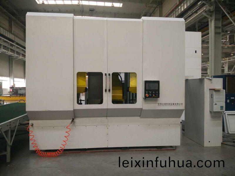 異型筦鋸(ju)切(qie)數(shu)控(kong)機(ji)牀