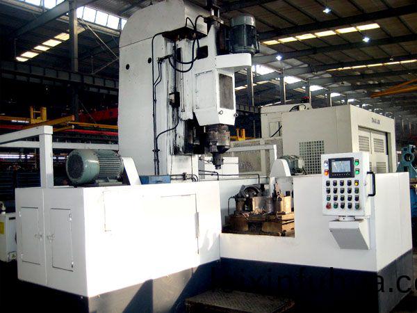 減(jian)殼三(san)麵(mian)鏜車機(ji)牀(chuang)